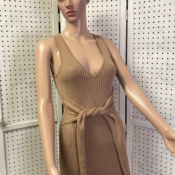 NWOT Good American - Picture 4 of 10